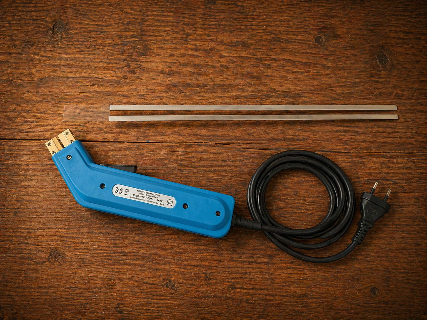 Elektrisches Heißmesser / Styroporschneider / Schaumstoffschneider zur Miete